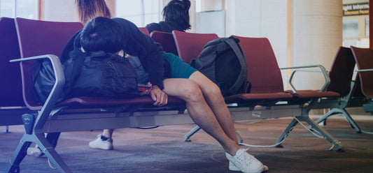 Jetlag Nedir? Uyku Düzenini Nasıl Etkiler?
